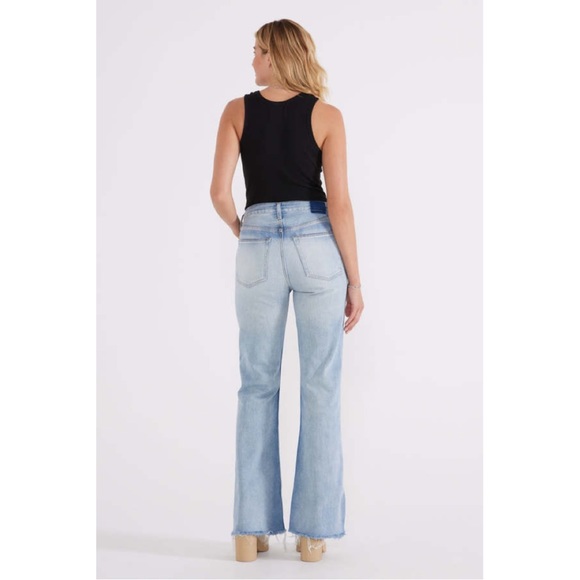 LIKE NEW Etica Sasha Modern Flare Jeans, Size 26 - Picture 3 of 12